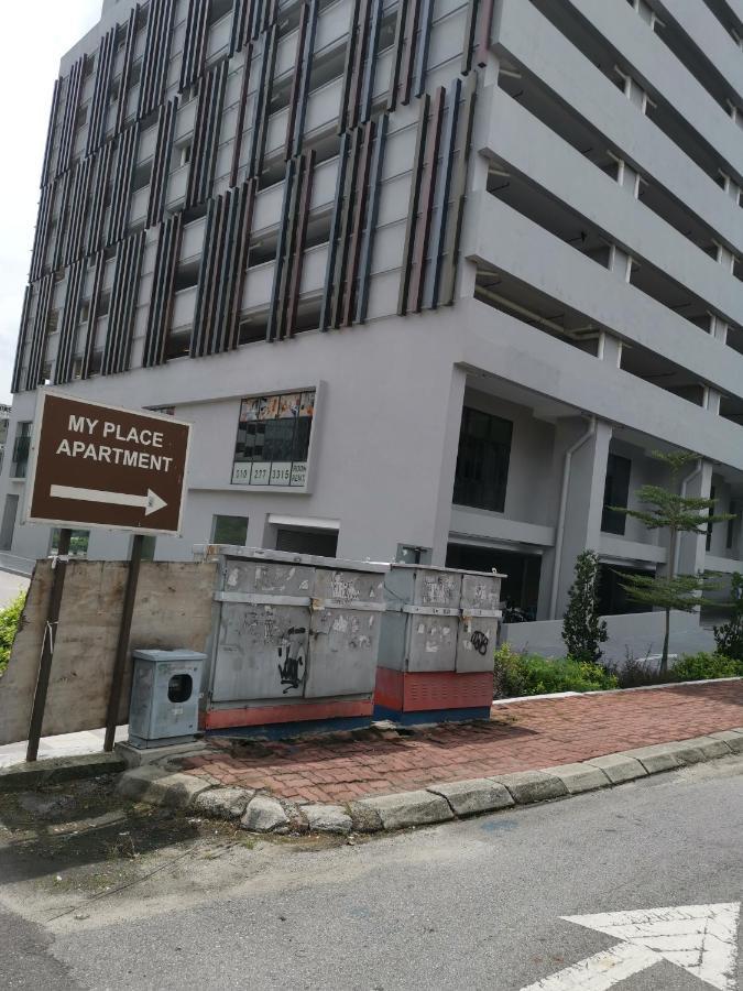 My Place Apartment Subang Jaya Zewnętrze zdjęcie